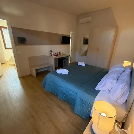 Oda ve Kahvaltı Corte Al Moniga del Garda