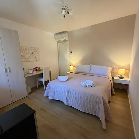 Oda ve Kahvaltı Corte Al Moniga del Garda