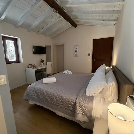 Bed & Breakfast Corte Al 3*