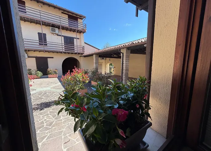 Corte Al Moniga del Garda
